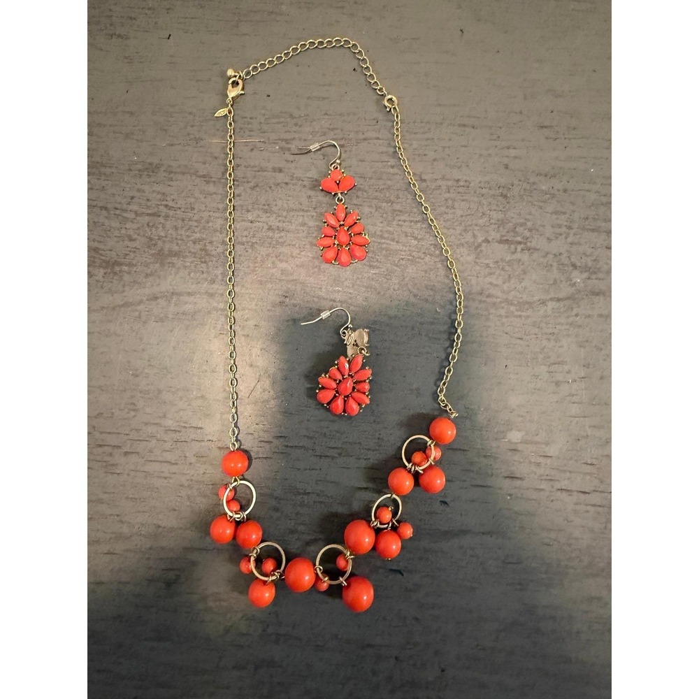 vintage Avon Coral Bead Statement Necklace and Floral Drop Earrings Set